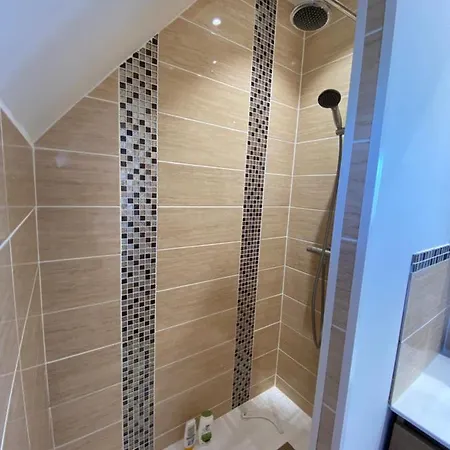 Magulie, Le Calme En Bord De *