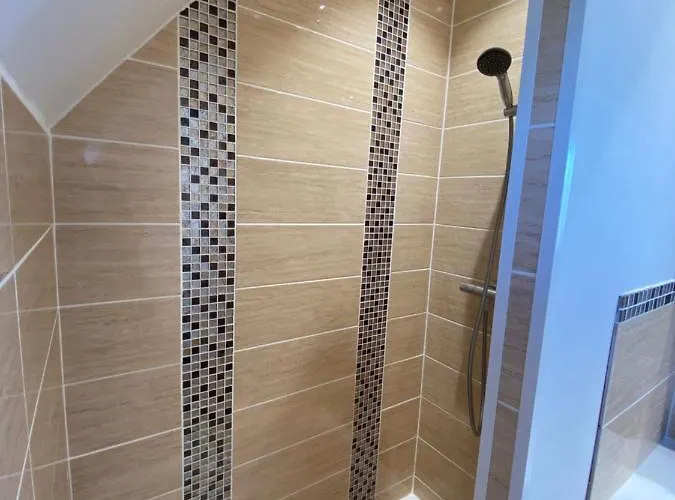 Magulie, Le Calme En Bord De *