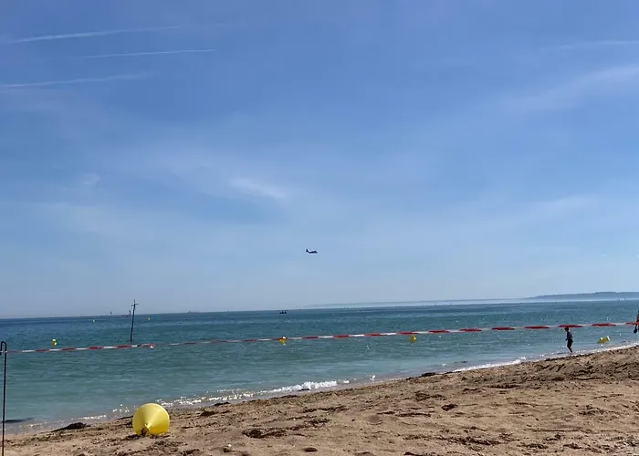 Magulie, Le Calme En Bord De Ver-sur-Mer