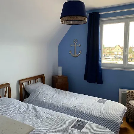 Magulie, Le Calme En Bord De *