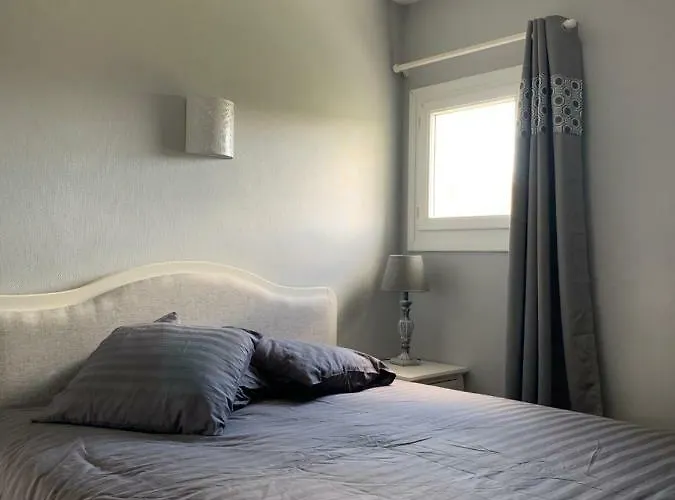 Magulie, Le Calme En Bord De Ver-sur-Mer